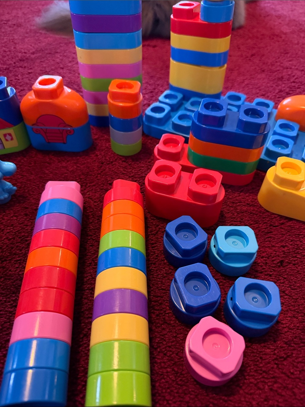 Colorful Interlocking Building Blocks Set for Creative Play - Multicolor - Picture 3 of 6